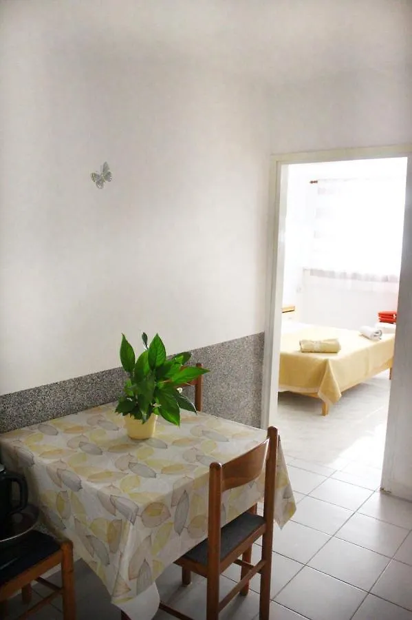 Apartment Pahljina Rab Town
