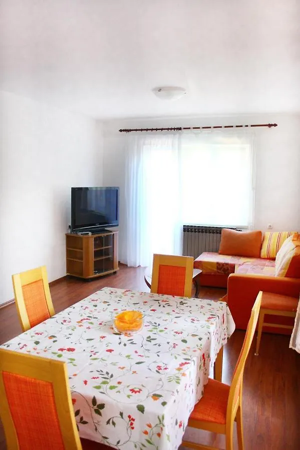 Apartment Pahljina Rab Town 0*,  Croacia