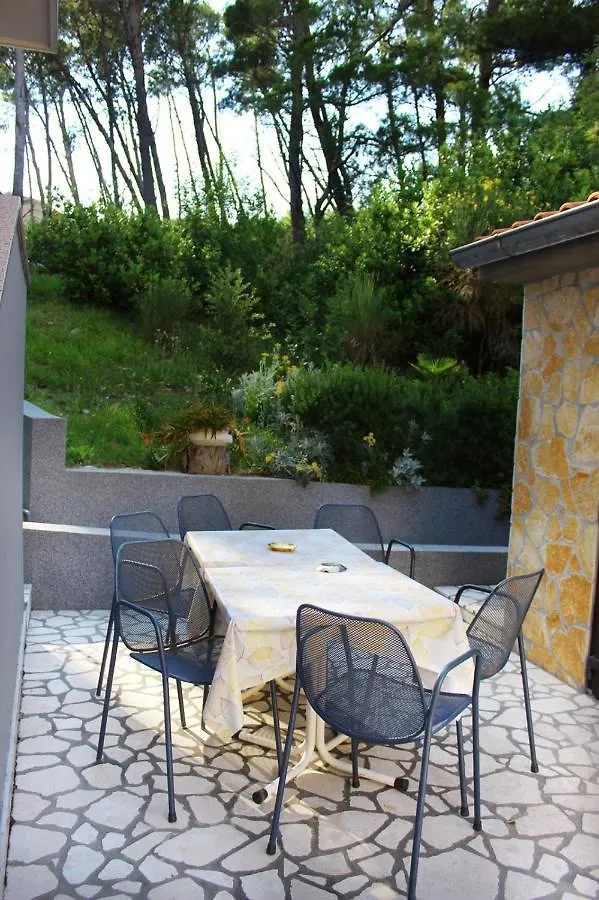 Apartment Pahljina Rab Town