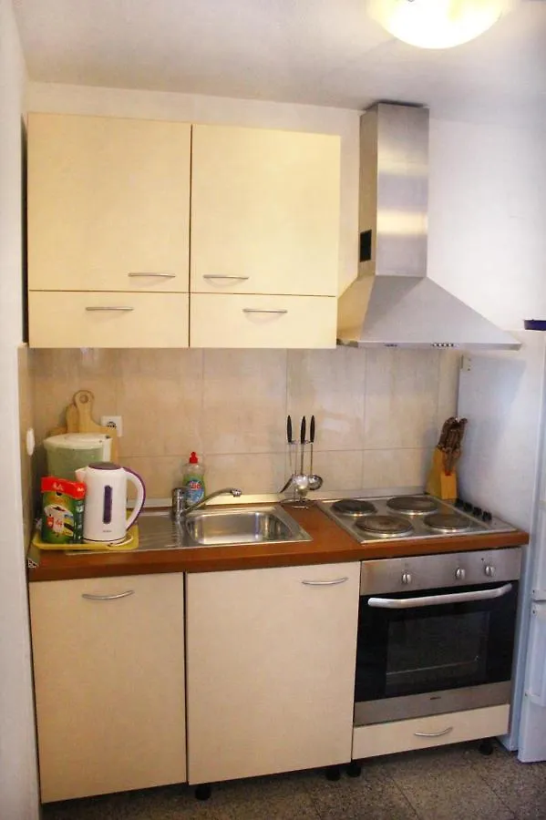 Apartment Pahljina Rab Town 0*,  Croacia
