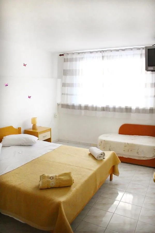 Apartment Pahljina Rab Town