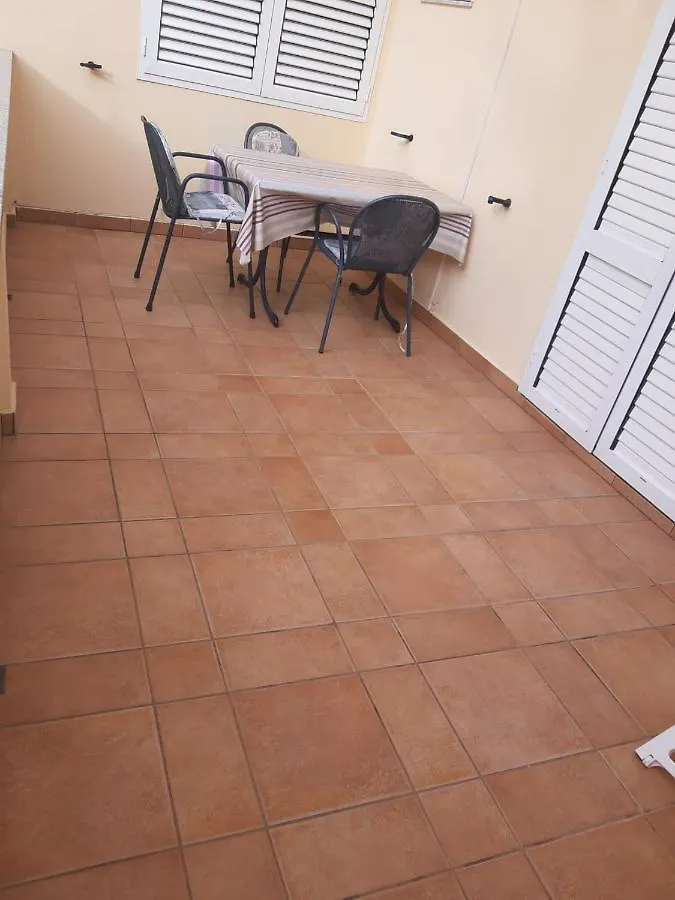 Apartment Pahljina Rab Town Croacia